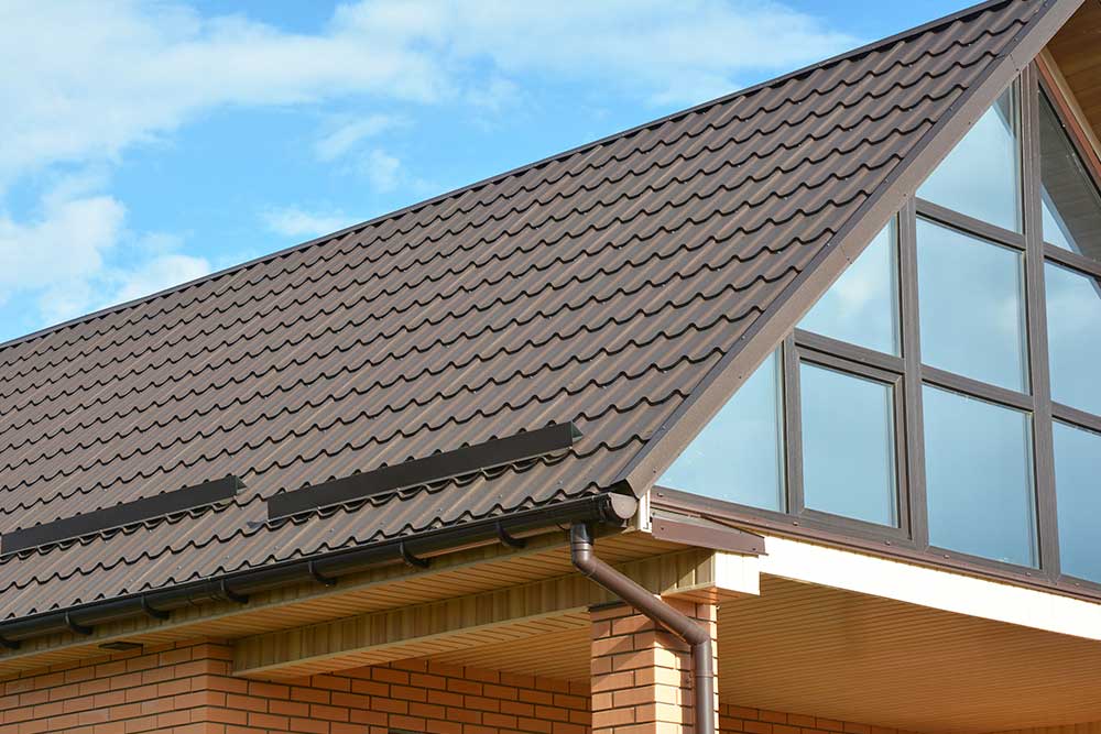 3 Gutter Options For Your Metal Roof