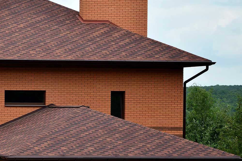 Slate Vs. Asphalt Roof Shingles: What’s The Best Choice For Your Home?